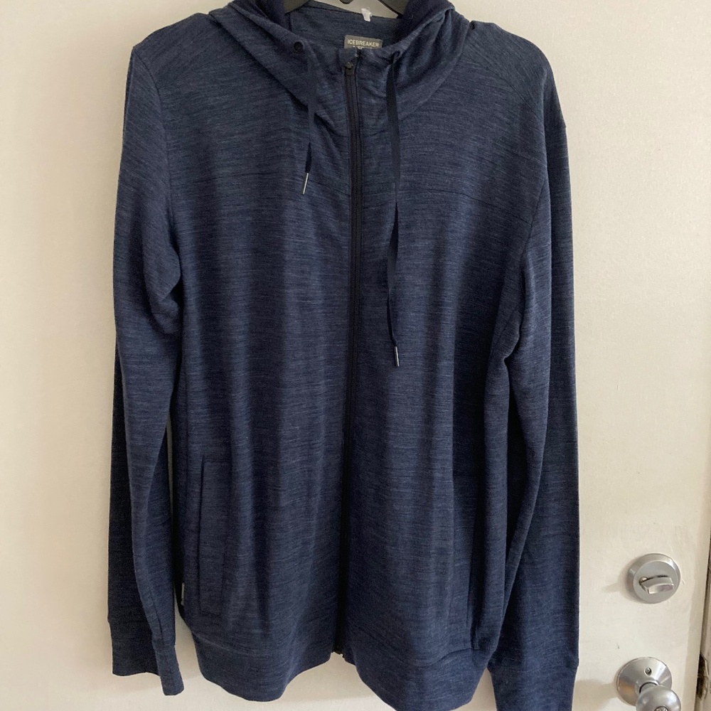 BRAND NEW Icebreaker zip up hoodie